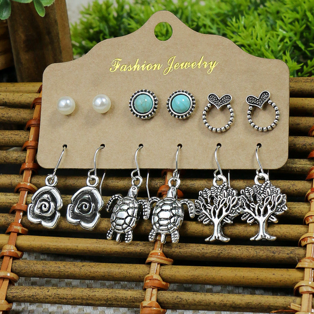 Stylish vintage bead leaf earrings