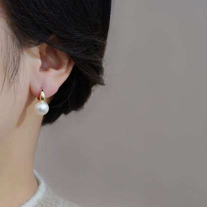 Fashion Korean simple pearl earrings