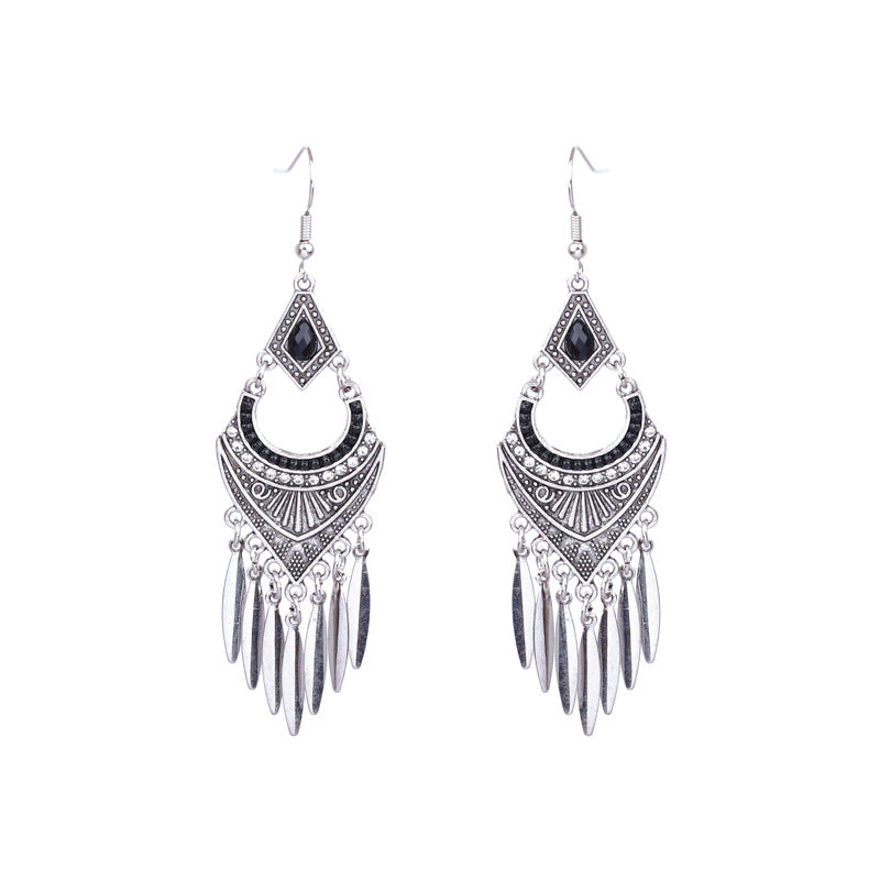 Fashion exaggerated silver round green diamond tassel earrings