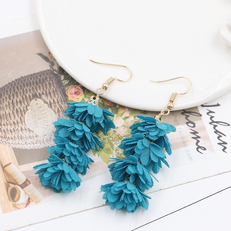 Fashion simple fabric flower earrings