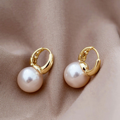 Fashion Korean simple pearl earrings