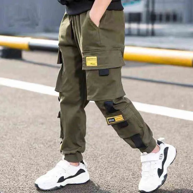 EACHIN Boys Pants Solid Cargo Teenage Boy Multi-Pocket Trousers Kids Spring Autumn Casual Streetwear 211231