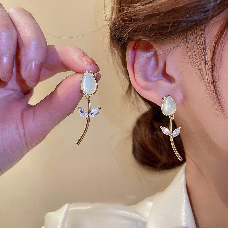 2022 Korean New Exquisite Bow Pearl Stud Earrings For Women Contracted Crystal Heart Shape Earring Girl Temperament Jewelry