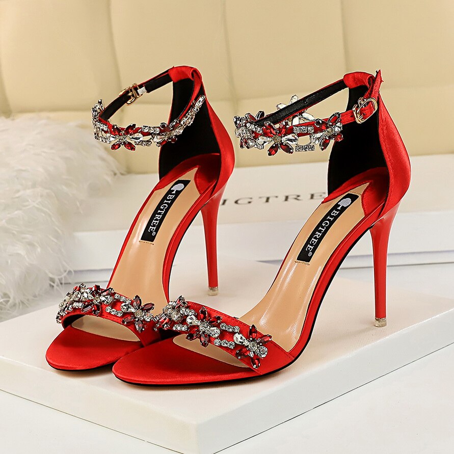 2022 Women 9cm High Heels Crystal Sandals Wedding Bridal Stiletto Heels Sandles Silk Prom Elegant Stripper Satin Strap Red Shoes