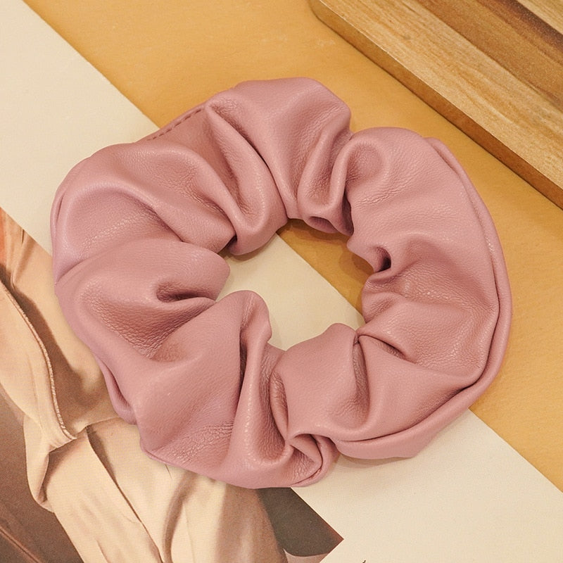 Vintage Solid Color PU Leather Scrunchie Elastic Hair Bands for Women Large Ponytail Holder Hair Rope Headwear Hair Accessories