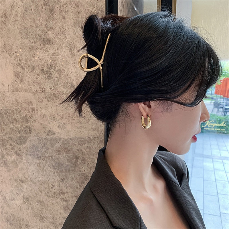 2022 New Classic Copper Alloy Smooth Metal Hoop Earrings For Woman Fashion Korean Jewelry Temperament Girl&#39;s Daily Wear earrings