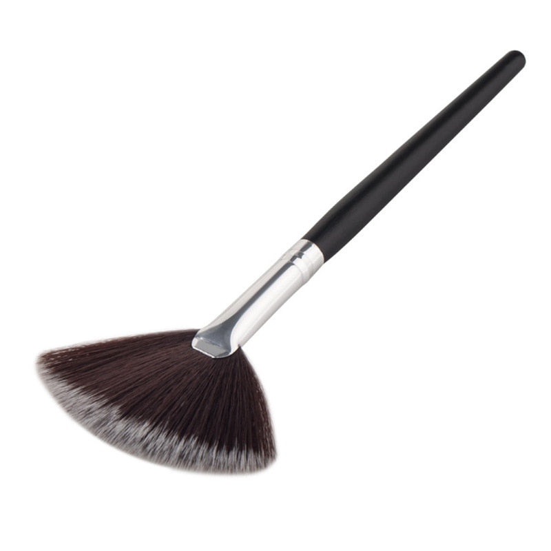 1 Pcs Professional Fan Makeup Brush Blending Highlighter Contour Face Loose Powder Brush Rose Gold Cosmetic Beauty Tools