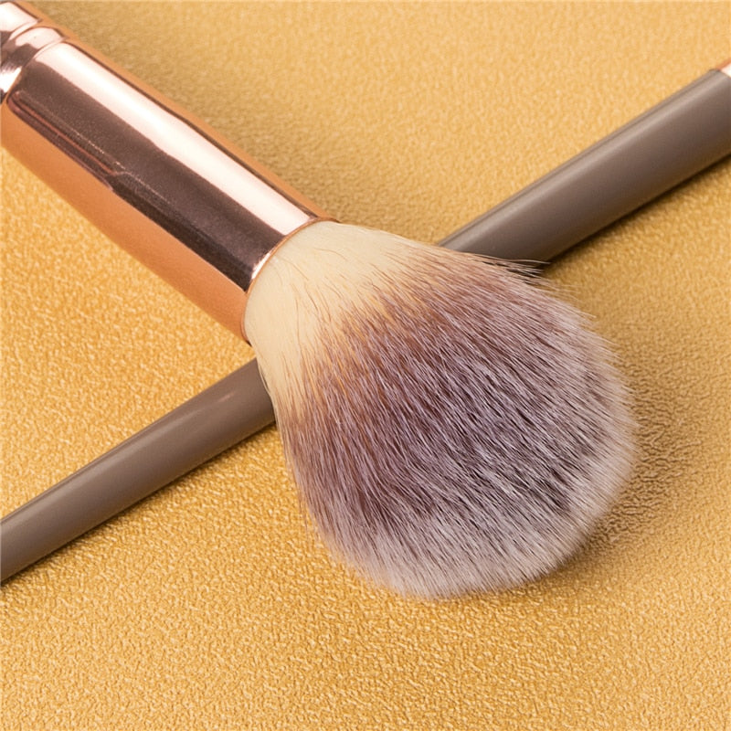 ZZDOG 1Pcs Professional Cosmetics Make Up Tool Double-Head Multifunctional Shadow Highlight Blush Eyebrow Eyelash Beauty Brush