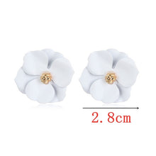 Load image into Gallery viewer, Pure White Color Daisy Butterfly Flower Dangle Earrings for Women New Summer Korean Orecchino Creative Romantic Wedding Jewelry