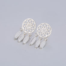 Load image into Gallery viewer, Fashion Earings Jewelry Silver Color Small Pearl Cat Stud Earrings for Women Girls Summer Daisy Flower Earring pendientes mujer
