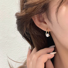 Load image into Gallery viewer, 2022 New Simple Single Zirconia Earrings For Women Girls Korean Style Delicate Chic Jewelry Earings Wholesale