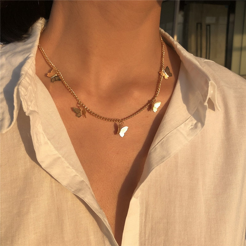 Punk Vintage Chain Necklace Neck Chains for Women Vintage Exaggerated Golden Goth Hoop Metal Necklace Clavicle Jewelry