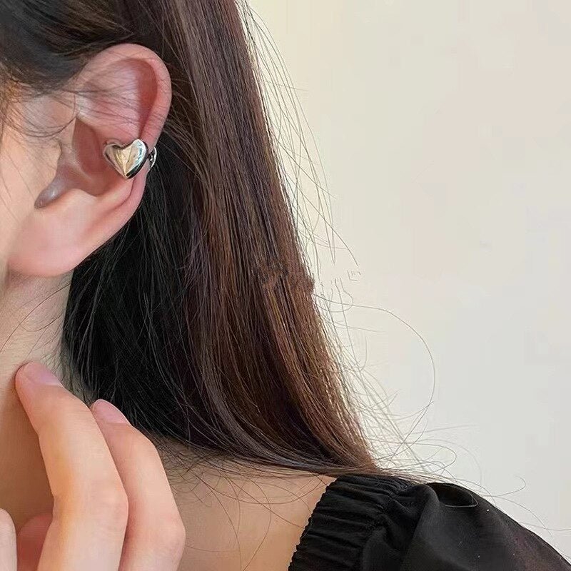 2022 Korea Silver Color metal Geometric Heart Ear Cuff Stackable Simple C-shape Ear Clip Earrings for Women Aesthetic Jewelry
