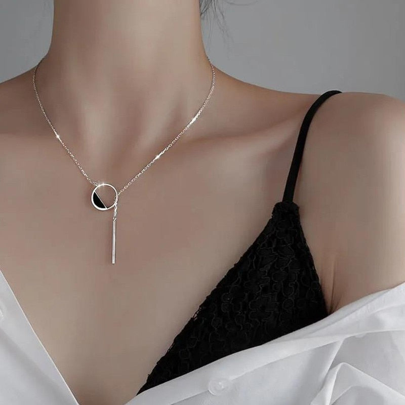 Hollow Moon Star Pendant Gold Silver Color Necklace Fashion Simple Sparkling Clavicle Chain Women Wedding Jewelry Party Gift