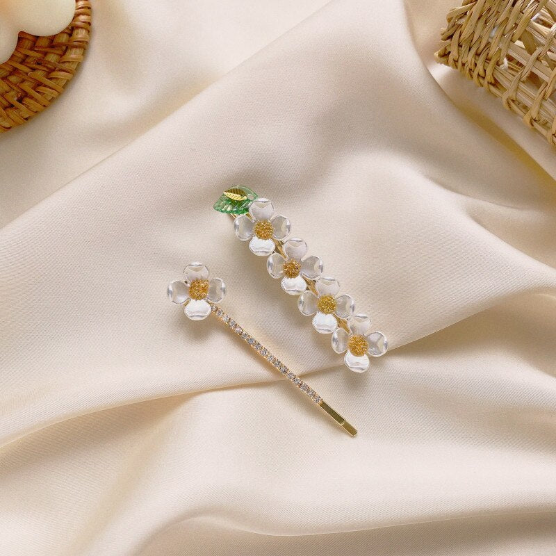 Pear Flower Series Hairpin Sweet and Cute Shell Flower Side Clip Green Leaf Spring Clip Duck Hairpin Hair Accessories