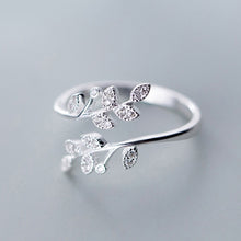 Load image into Gallery viewer, Vintage Daisy Flower Rings For Women Korean Style Adjustable Opening Finger Ring Bride Wedding Engagement Statement Jewelry Gif