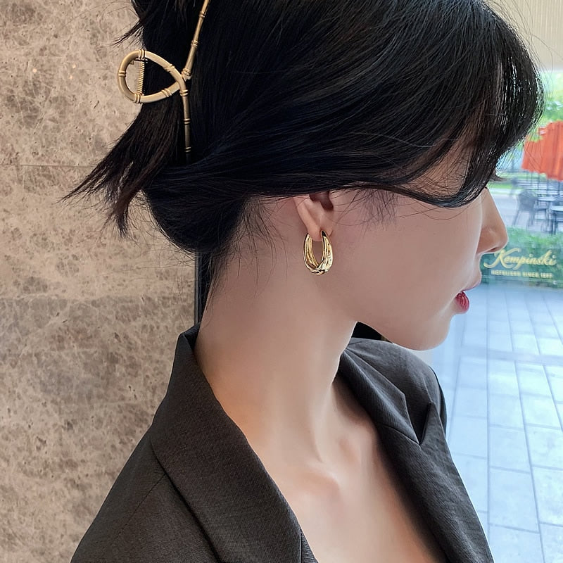 2022 New Classic Copper Alloy Smooth Metal Hoop Earrings For Woman Fashion Korean Jewelry Temperament Girl&#39;s Daily Wear Earrings