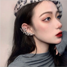 Load image into Gallery viewer, Geometric Butterfly Clip Earring for Teens Women Fashion 2022 Ear Cuffs Cool Jewelry Retro Chain Long Hanging Earings Metal Gift