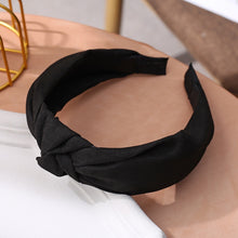 Load image into Gallery viewer, New Flower Headband Women Solid Color Knotted Hairband knitting Hair Hoop Girls Retro makeup Hair Accessories FG1017