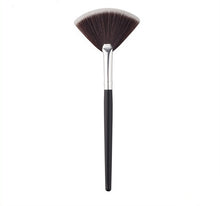 Load image into Gallery viewer, 1 Pcs Professional Fan Makeup Brush Blending Highlighter Contour Face Loose Powder Brush Rose Gold Cosmetic Beauty Tools