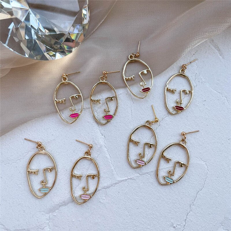 Vintage Punk Female Face Dangle Earrings for Women European and American personality Abstract Pendant Ear Jewelry