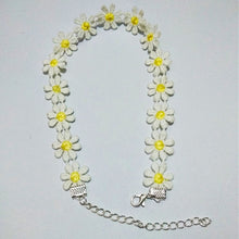 Load image into Gallery viewer, Classic Fashion Daisy Collar Women Lace Collar Party Casual Bohemian Yellow Flower Hippie Necklace White jewelry Bijoux