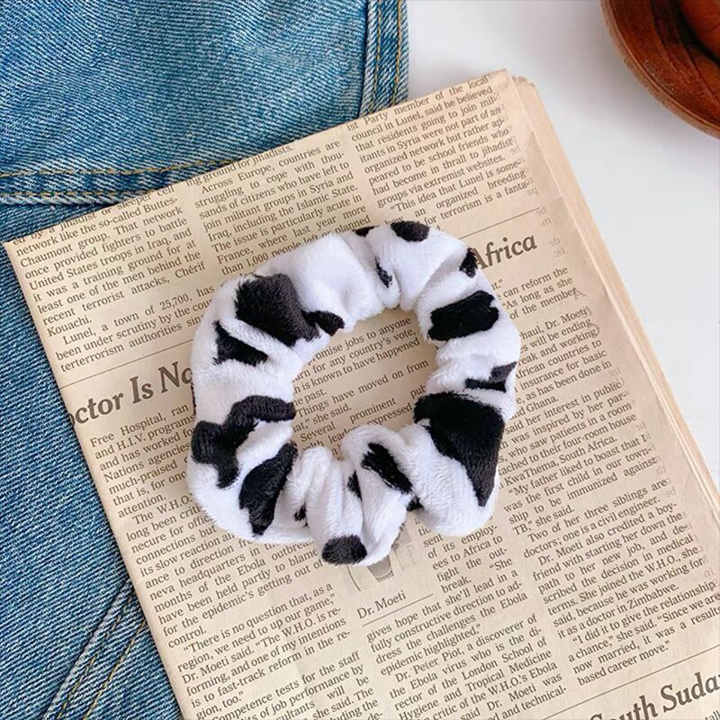 Cow Pattern Print Scrunchies Cute Sweet Elastic Hair Bands Black White Hair Ties Rope Ponytail Holder Women Hair Accessories