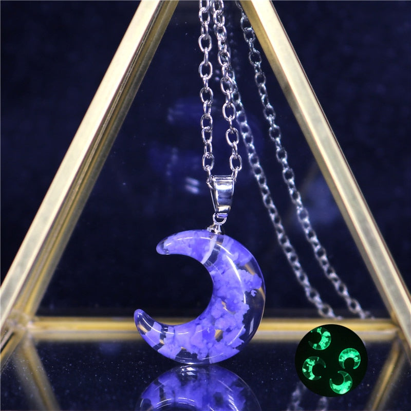 Chic Transparent Resin Rould Ball Moon Pendant Necklace Women Blue Sky White Cloud Chain Necklace Fashion Jewelry Gifts for Girl