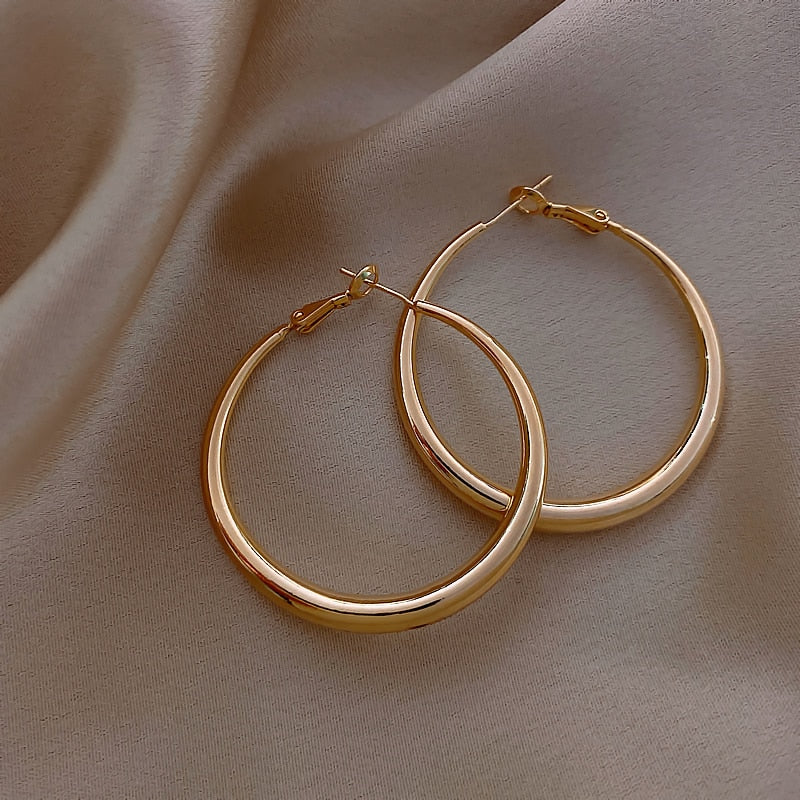 2022 New Classic Copper Alloy Smooth Metal Hoop Earrings For Woman Fashion Korean Jewelry Temperament Girl&#39;s Daily Wear Earrings