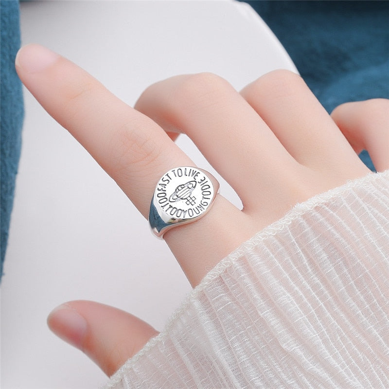 Retro Simple Style Saturn Rings For Women Men Fashion Silver Color Carved Adjustable Open Planet Ring Famale Party Jewelry Gifts