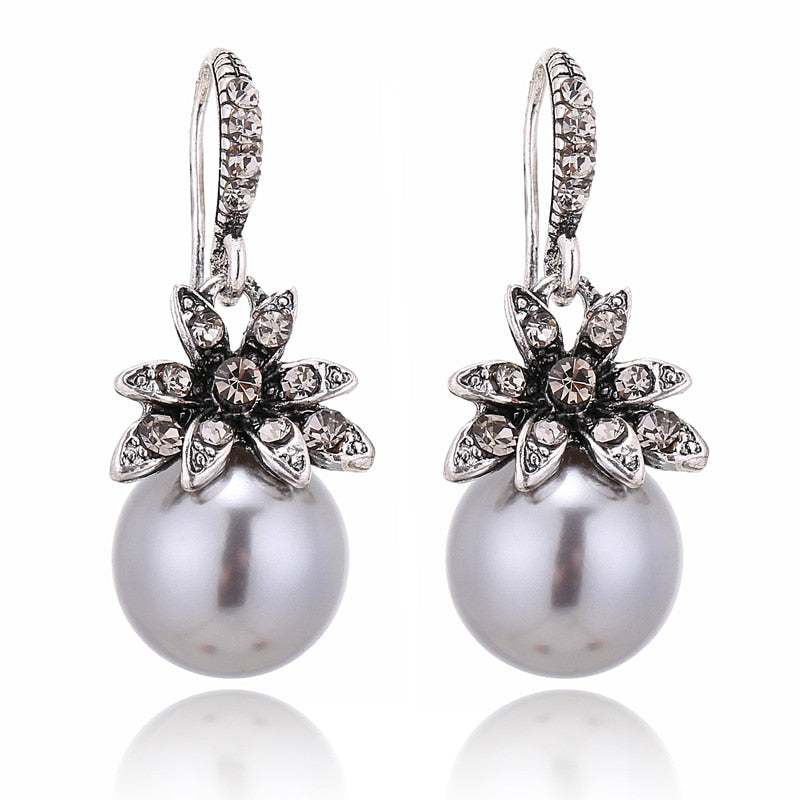 Fashion Imitation Pearl Earrings Inlaid Rhinestones Exquisite Charming Wedding Jewelry For Women Three Colors optional2022