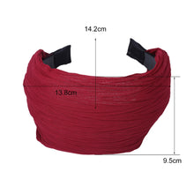 Load image into Gallery viewer, LEVAO New Fashion Wide Side Women&#39;s Hair Band Women Solid Color Headband Girls Hair Accessories Teeth Nonslip Hair Loop For Lady