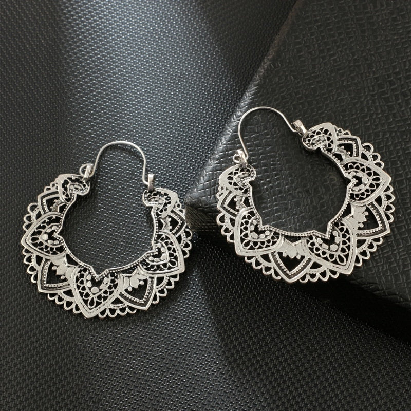 Tocona Vintage Antique Silver Color Carving  Drop Earrings for Women Ethnic Alloy Piercing Dangle Earrings Jewelry pendient4313
