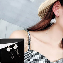Load image into Gallery viewer, 2022 New Arrivals Women&#39;s Fashion White Petal Earrings Long Statement S Shape Metal Rod Tassel Drop Earrings For Women Jewelry
