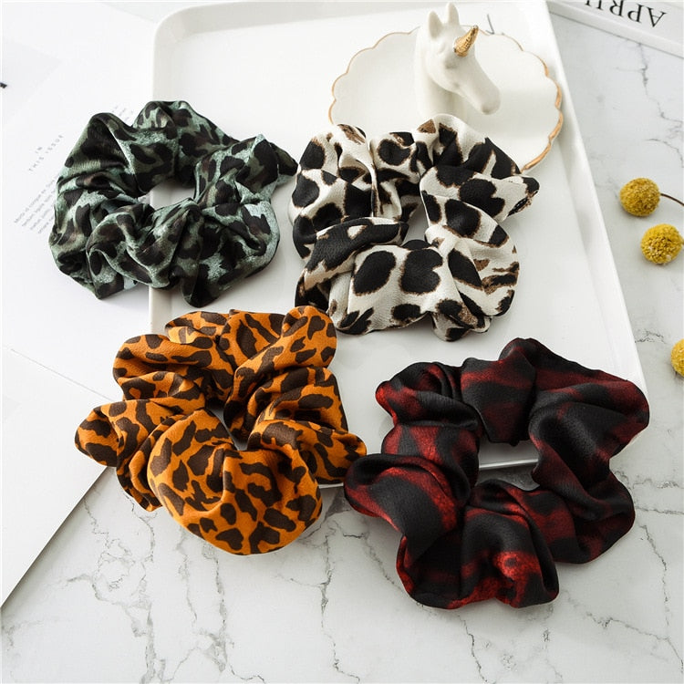 New arrival Fashion women lovely leopard print Hair bands cute hair scrunchies girl&#39;s hair Tie Accessories Ponytail Holder