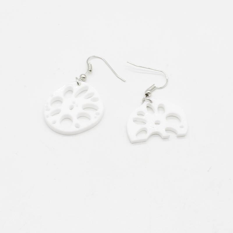 Fashion girl earrings fancy irregular acrylic earrings cheese earrings women asymmetric white lotus root earrings