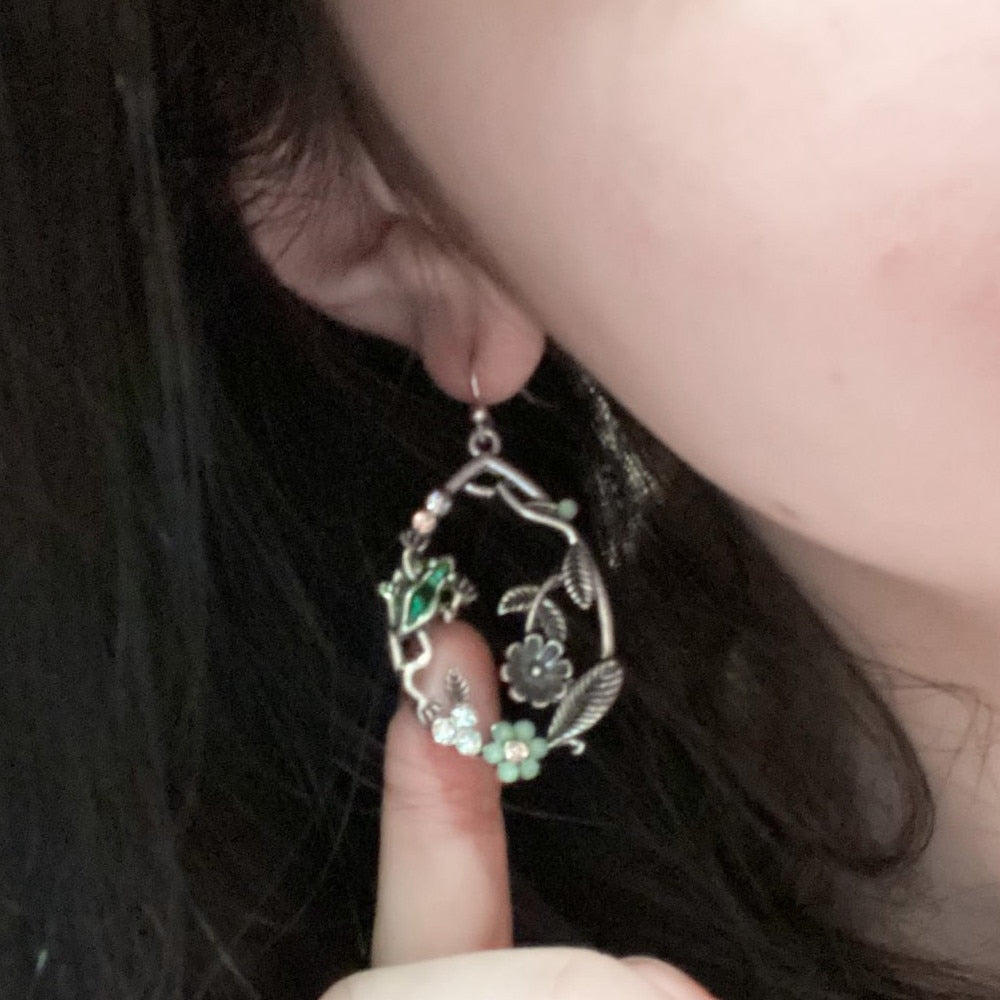 New Design Retro Drop Earrings Antique Rhodium Color Flower Leaf Frog Around A Circle Drop Earrings for Vintage Women Jewrly