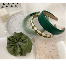 Load image into Gallery viewer, Green~The new olive greenplaid headband is simpleand versatile showing white hair accessories large leather large intestine ring