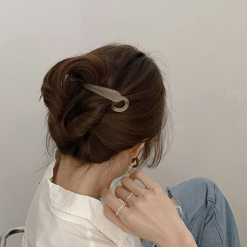 New Acrylic Hair Clips Solid Color Hair Claws Hairpins Barrette Crab Elegant Ponytail Clip for Women Girls Chic Hair Accessories