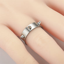 Load image into Gallery viewer, Hip Hop Self-defense Stainless Steel Ring Gothic Punk Style Metal 3 Spiked Emergency Defense Ring Men and Women&#39;s Thorn Jewelry