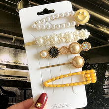 Load image into Gallery viewer, 2022 New Women Girls Pearl Crystal Hairpins Side Clip Hair Jewelry Trendy Geometric Headwear Fashion Hair Accessories Barrettes