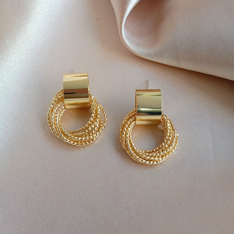 Golden Big hoop Earrings Korean Geometry Metal Gold Earrings For women Female Retro Drop Earrings 2022 Trend Fashion Jewelry