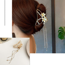 Load image into Gallery viewer, 2022 New Women Elegant Gold Hollow Geometric Metal Hair Claw Vintage Hair Clips Headband Hairpin Hair Crab Hair Accessories