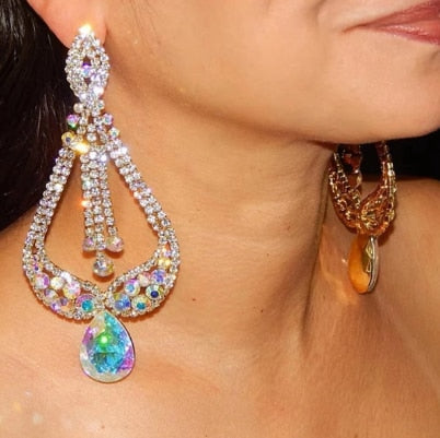 2022 Exaggerated Crystal Geometric Flower Stud Earrings Wedding Accessories for Women Bling Rhinestone Drop Dangle Earring Gift