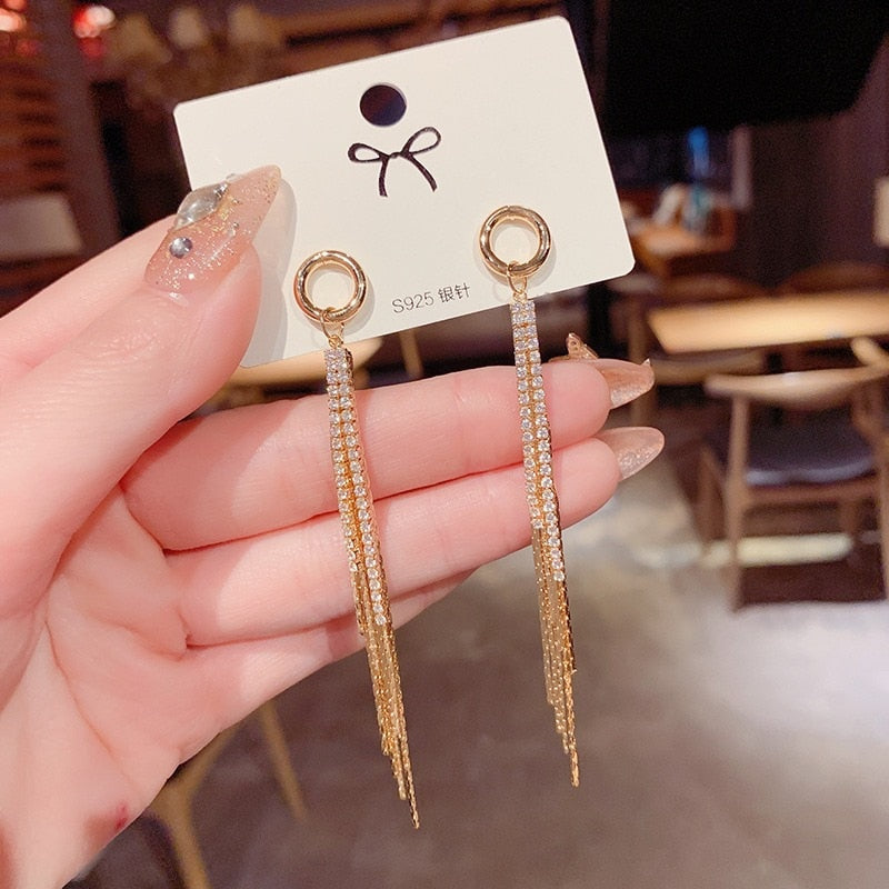 Korean Vintage Glossy Arc Bar Long Tassel Drop Earrings for Women Gold Geometric Fashion Jewelry Luxury Hanging Pendientes