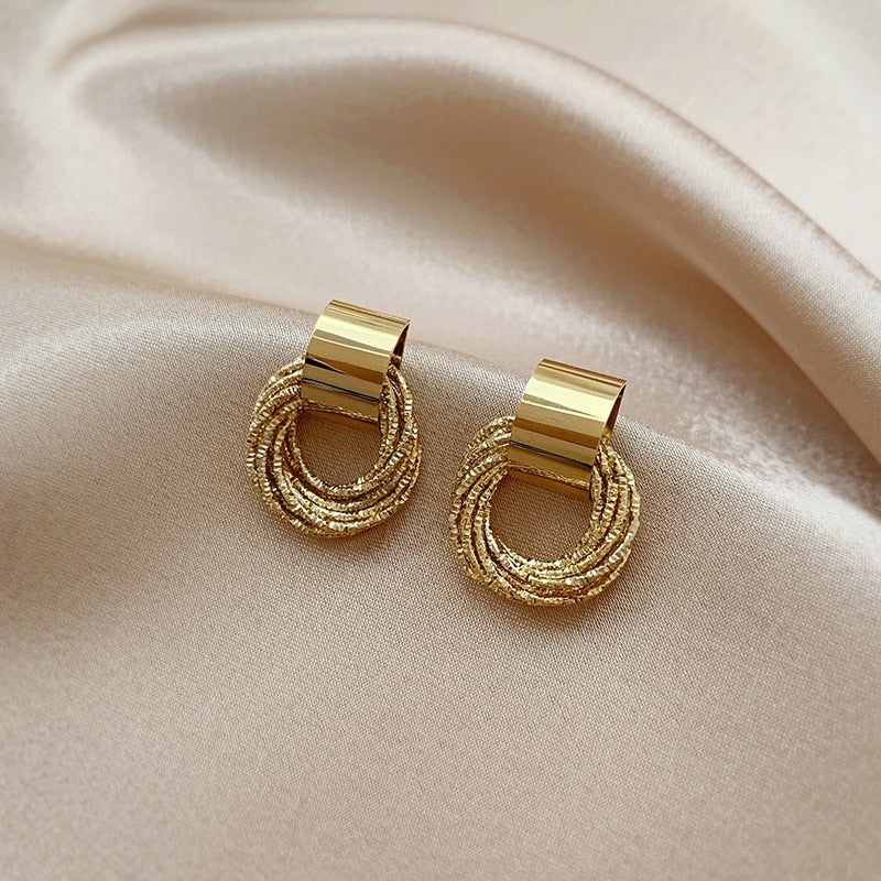 Autumn Winter New Brown Earrings Vintage Matte drop Earrings for women Metal Fashion Statement Dangle Earring 2022 Trend Jewelry