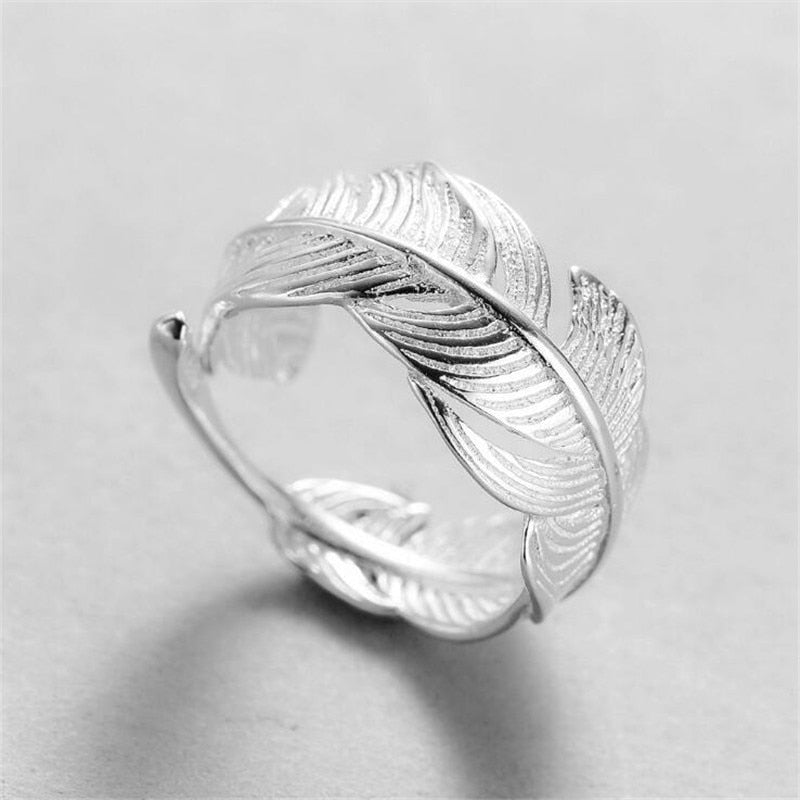 Hot New Silver Plated Rings for Women Temperament Personality Jewelry Creative Love Hug Ring Fashion Tide Flow Open Ring Anillos