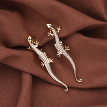 Load image into Gallery viewer, Dckazz New Luxurious Lizard Drop Earring Personality Gothic Inlaid Crystal 585 Rose Gold Color Animal Earrings Cute Jewelry Gift