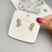 Load image into Gallery viewer, Pearl Earrings 2022 for Women Irregular Women Love Butterfly Jewelry Earing Fashion Korean Delicate Pearl Bow Tie New Earrings