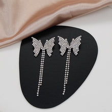 Load image into Gallery viewer, New personality fashion design zircon earrings for women light luxury web celebrity temperament tassels pearl earrings for women